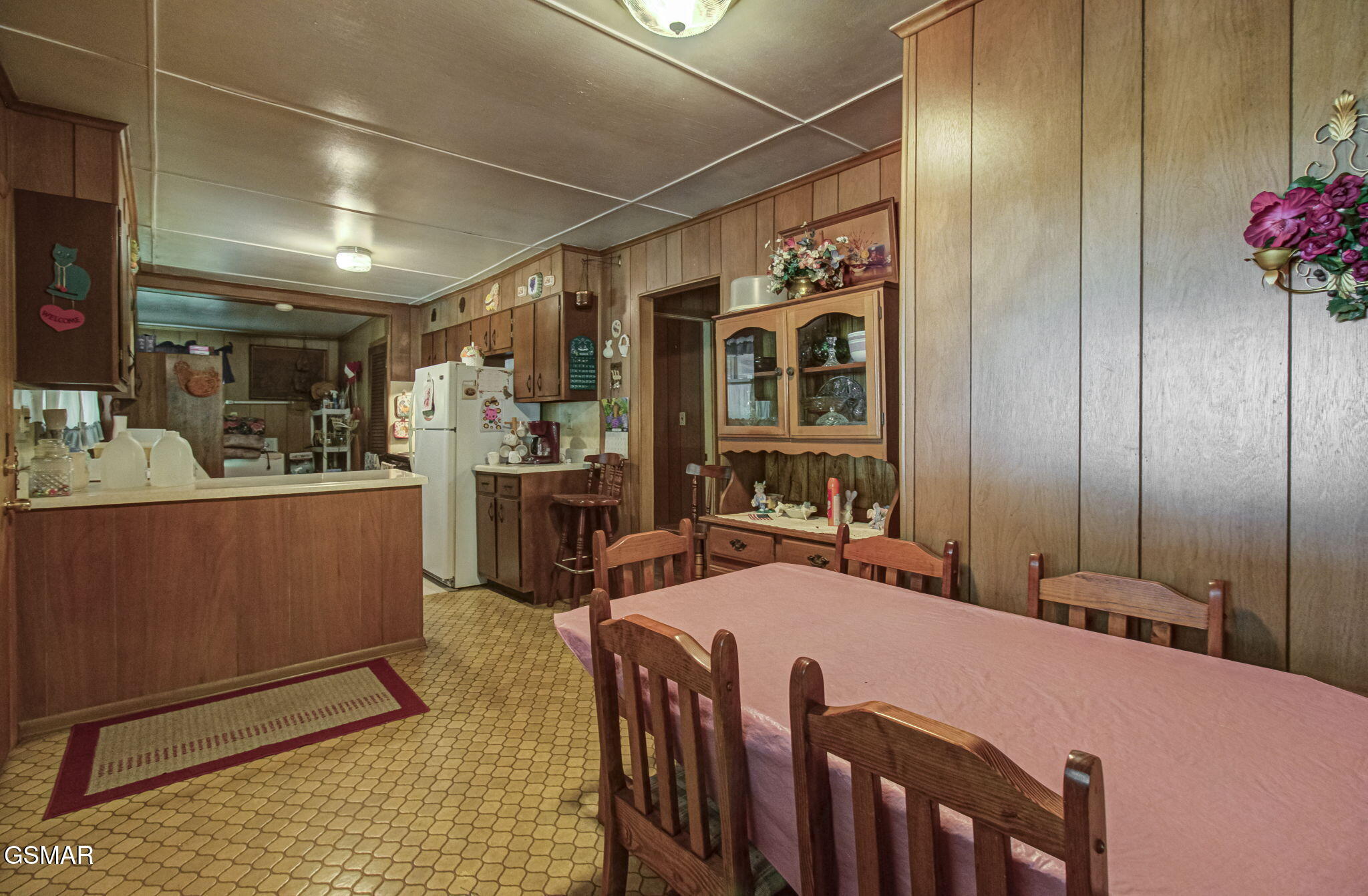 1909 Cheyene Trail Dandridge TN 37725
