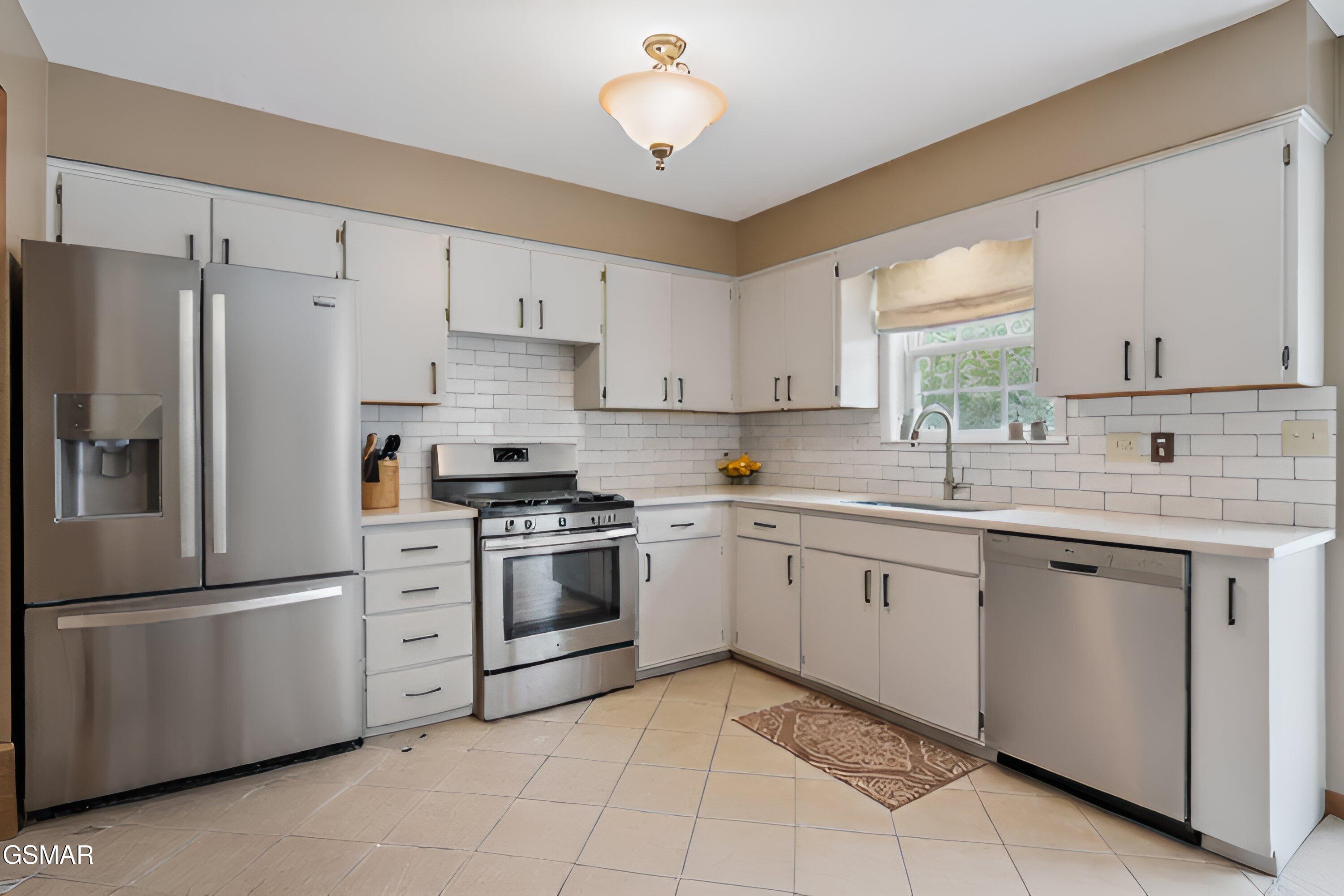 3919 Doan Drive Kodak TN 37764