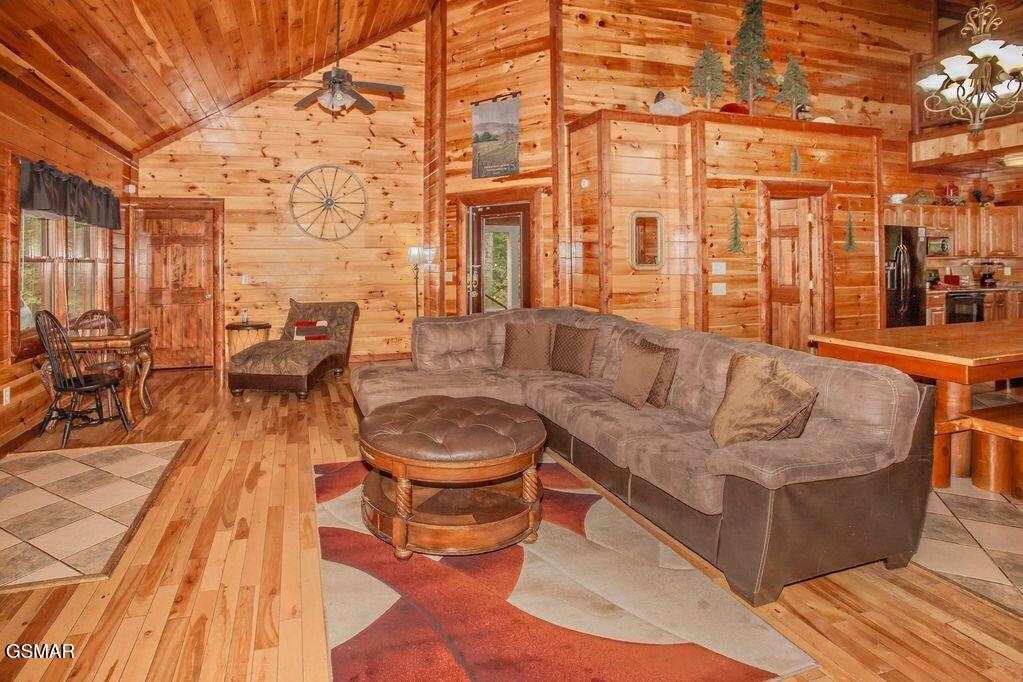 213 222223 Amet Way Cosby TN 37722