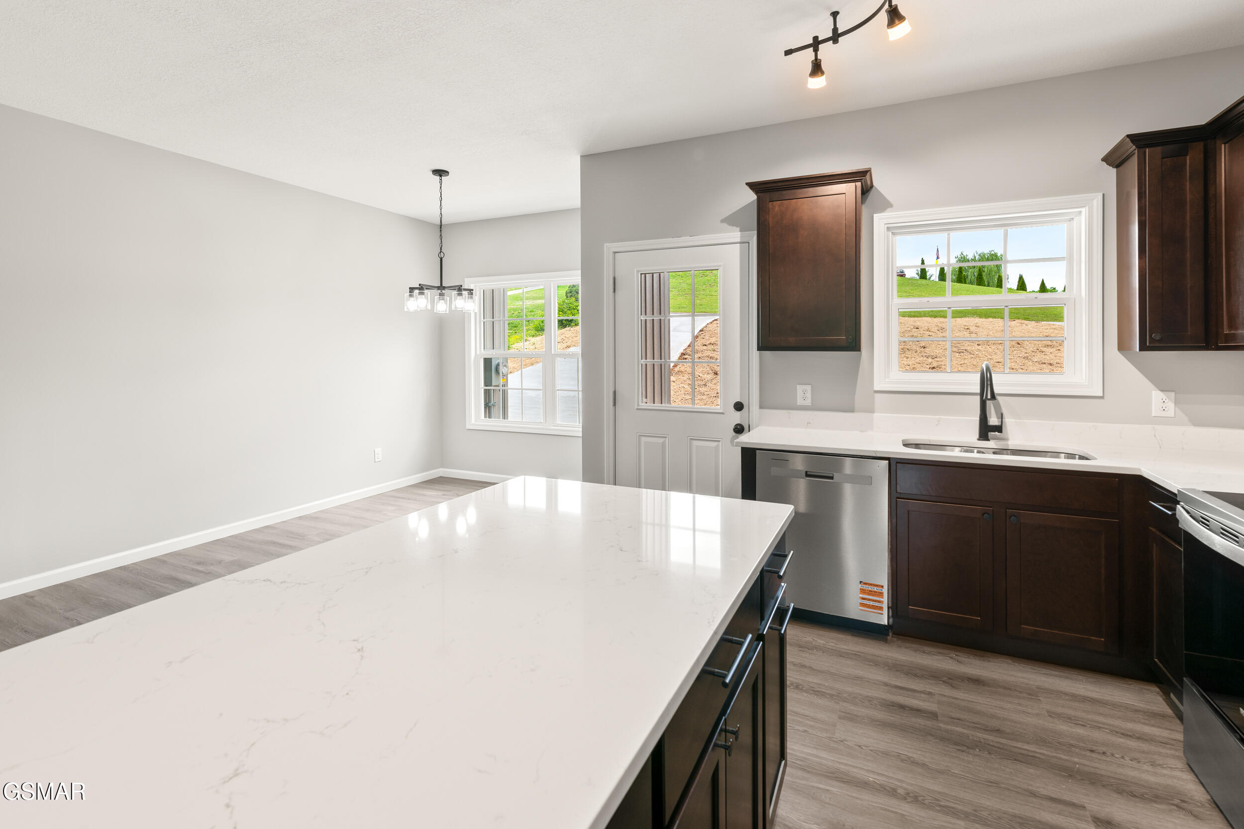 2050 Kings View Loop Seymour TN 37865