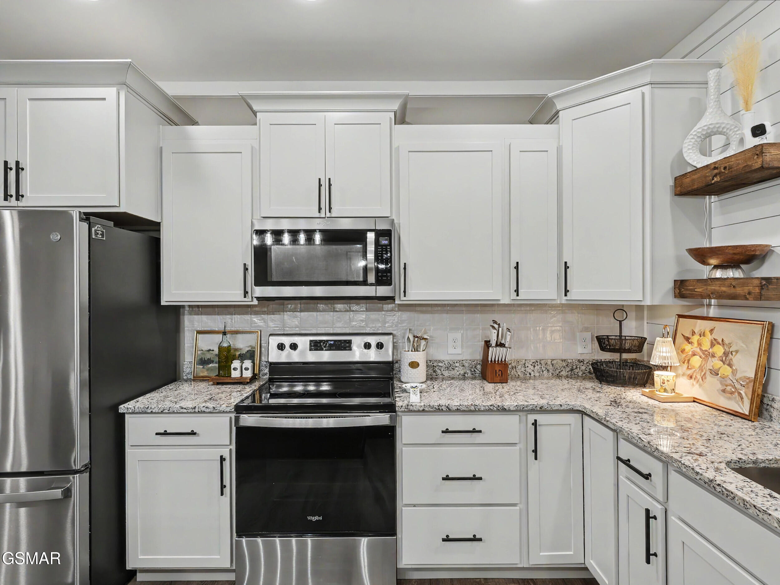 2068 Highpoint Lane Sevierville TN 37876