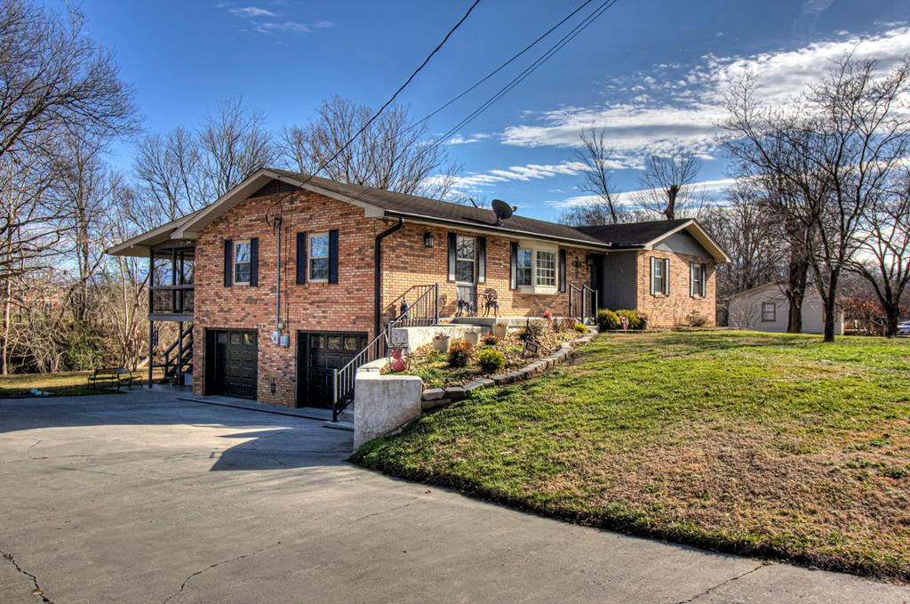 508 New Riverside Drive Sevierville TN 37862