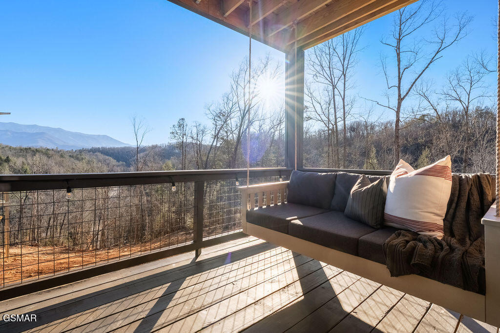 2221 Legend Drive Sevierville TN 37876