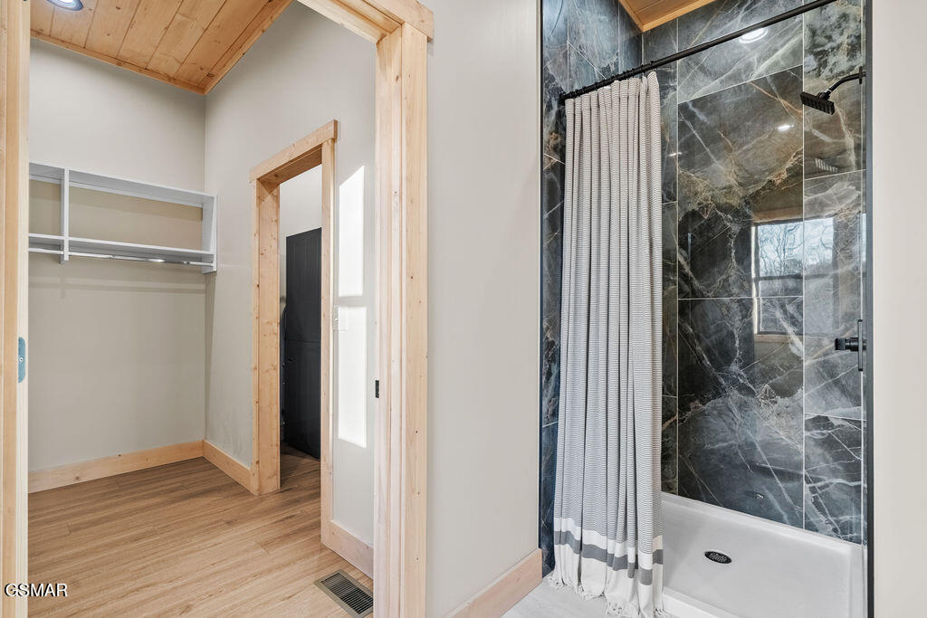 2221 Legend Drive Sevierville TN 37876