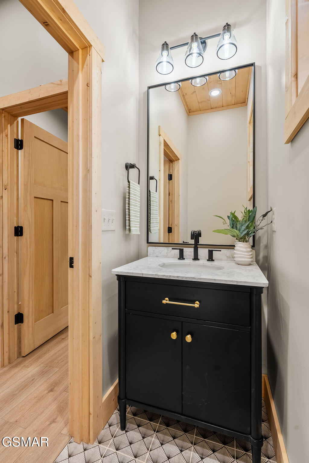 2221 Legend Drive Sevierville TN 37876