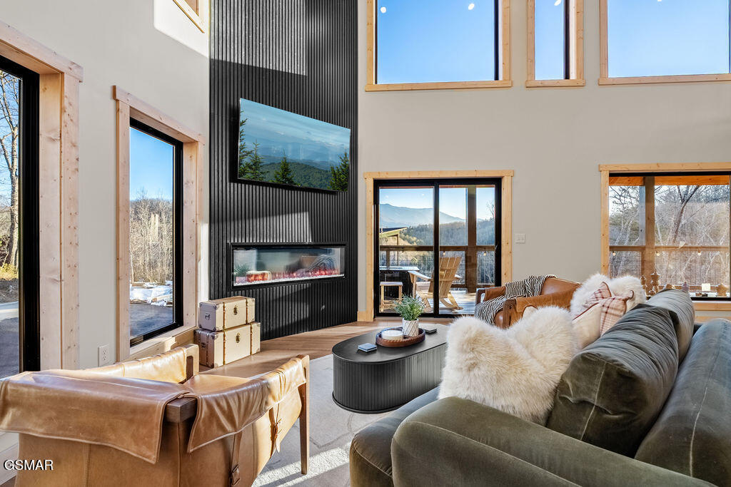 2221 Legend Drive Sevierville TN 37876