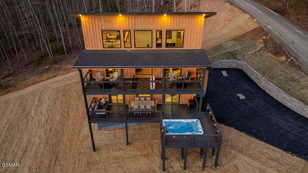 2221 Legend Drive Sevierville TN 37876