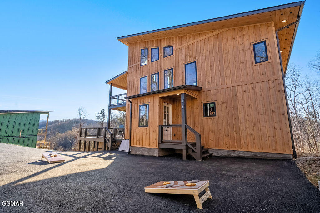 2221 Legend Drive Sevierville TN 37876