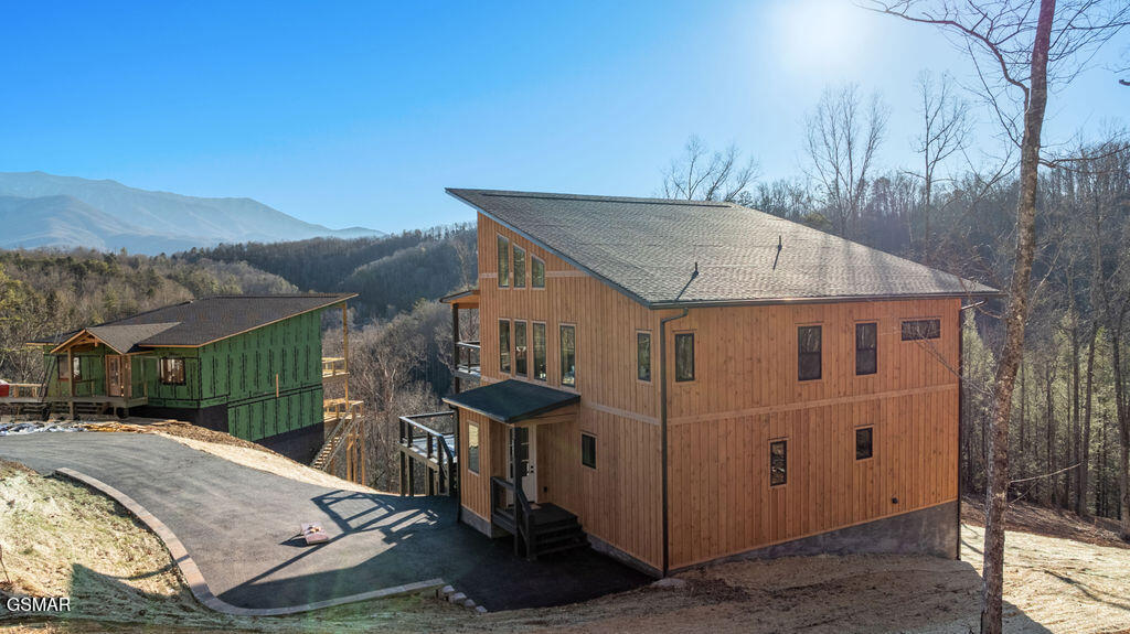 2221 Legend Drive Sevierville TN 37876