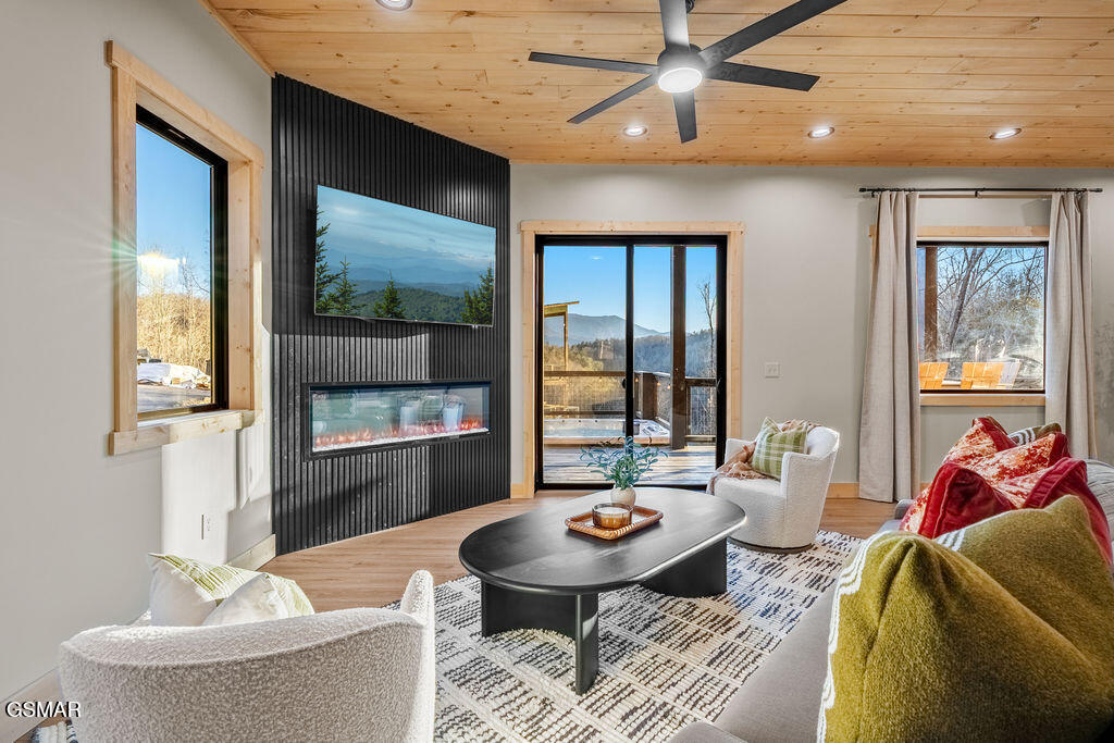 2221 Legend Drive Sevierville TN 37876