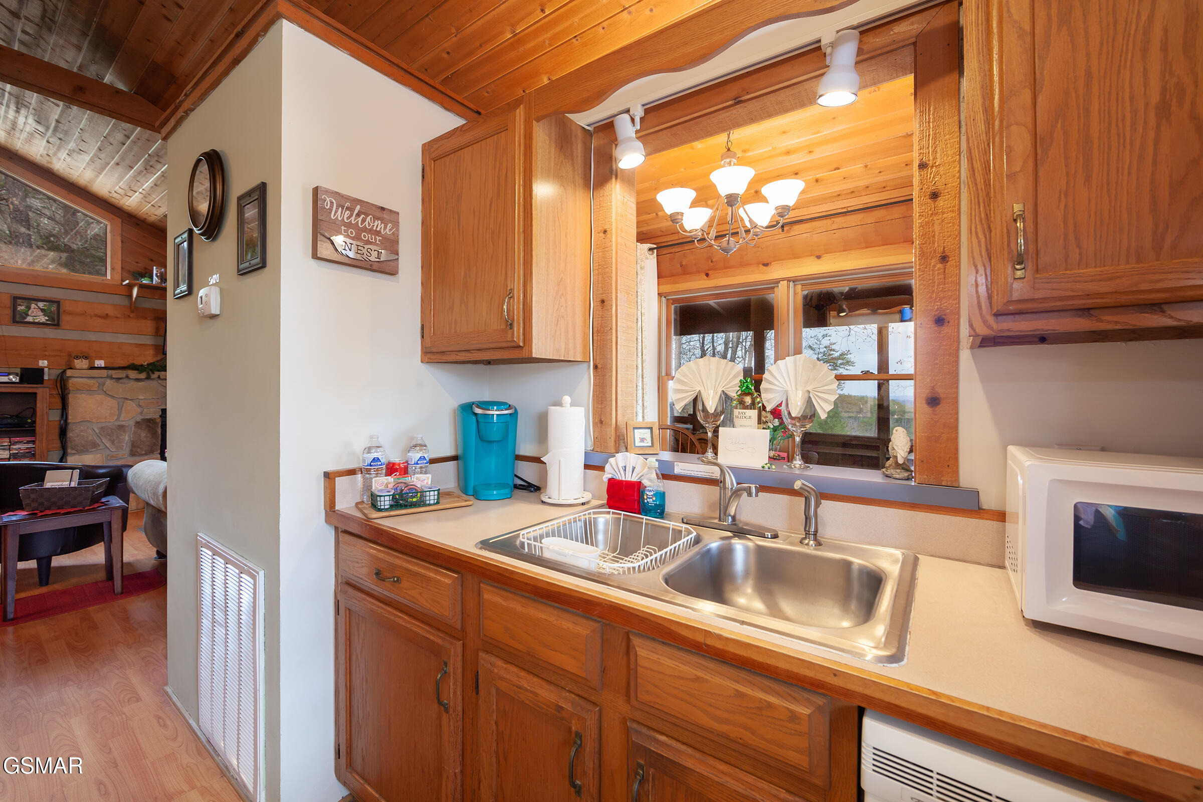 1654 S Mountain View Road Sevierville TN 37876