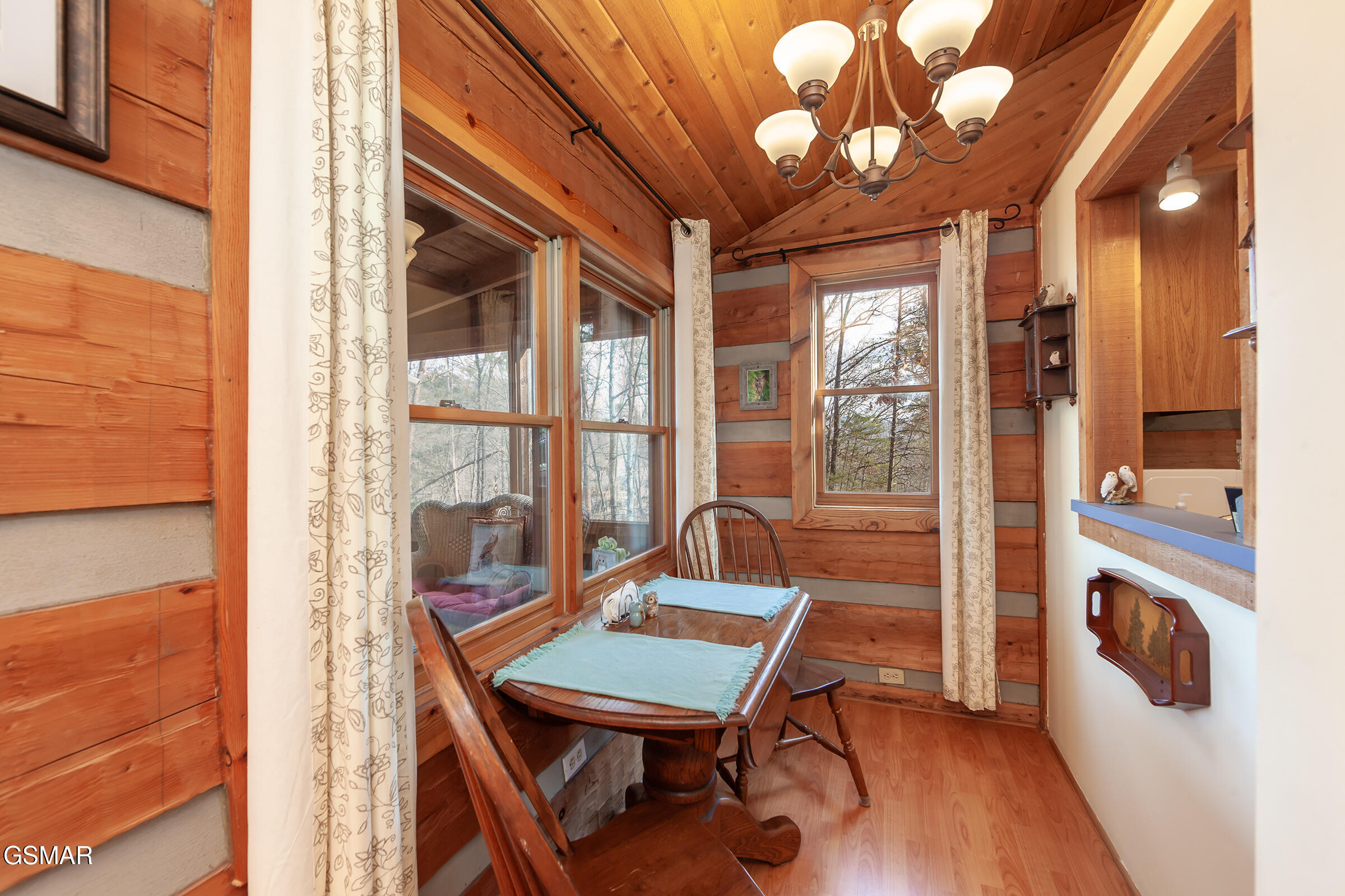 1654 S Mountain View Road Sevierville TN 37876