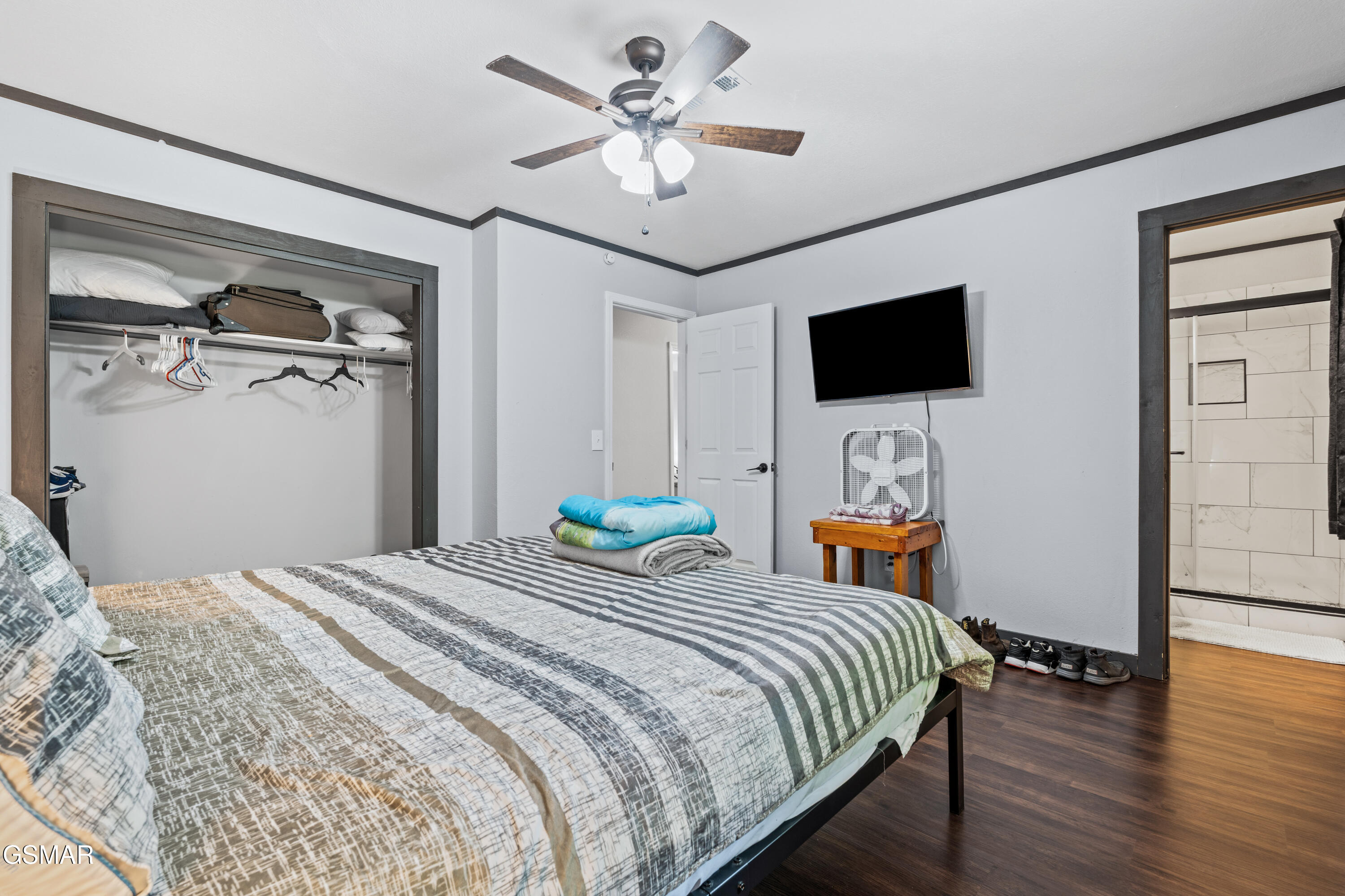 2349 Scenic Loop Road Pigeon Forge TN 37863