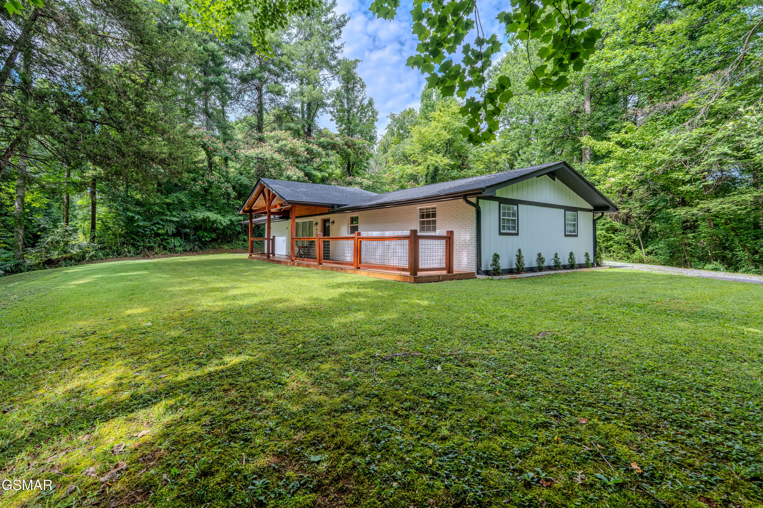 2349 Scenic Loop Road Pigeon Forge TN 37863