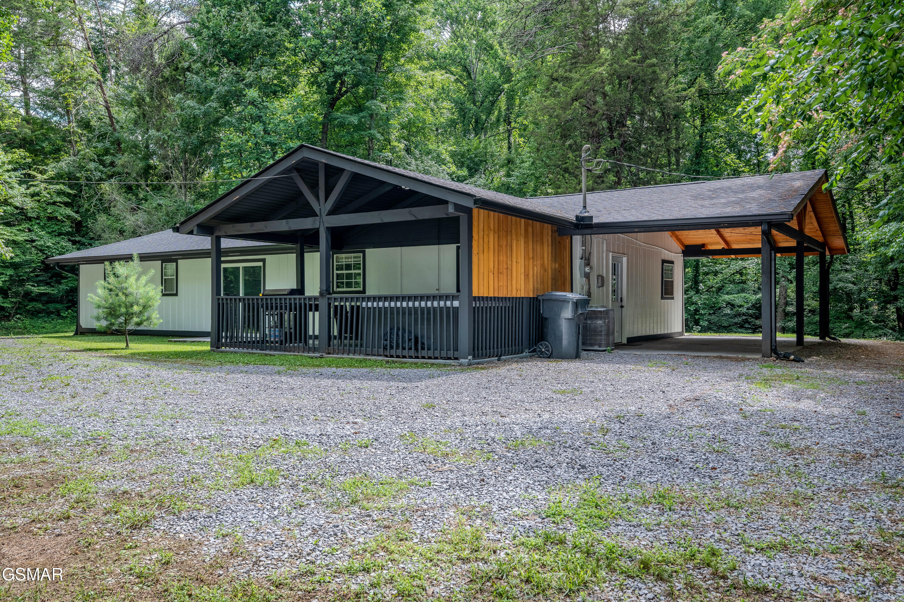 2349 Scenic Loop Road Pigeon Forge TN 37863