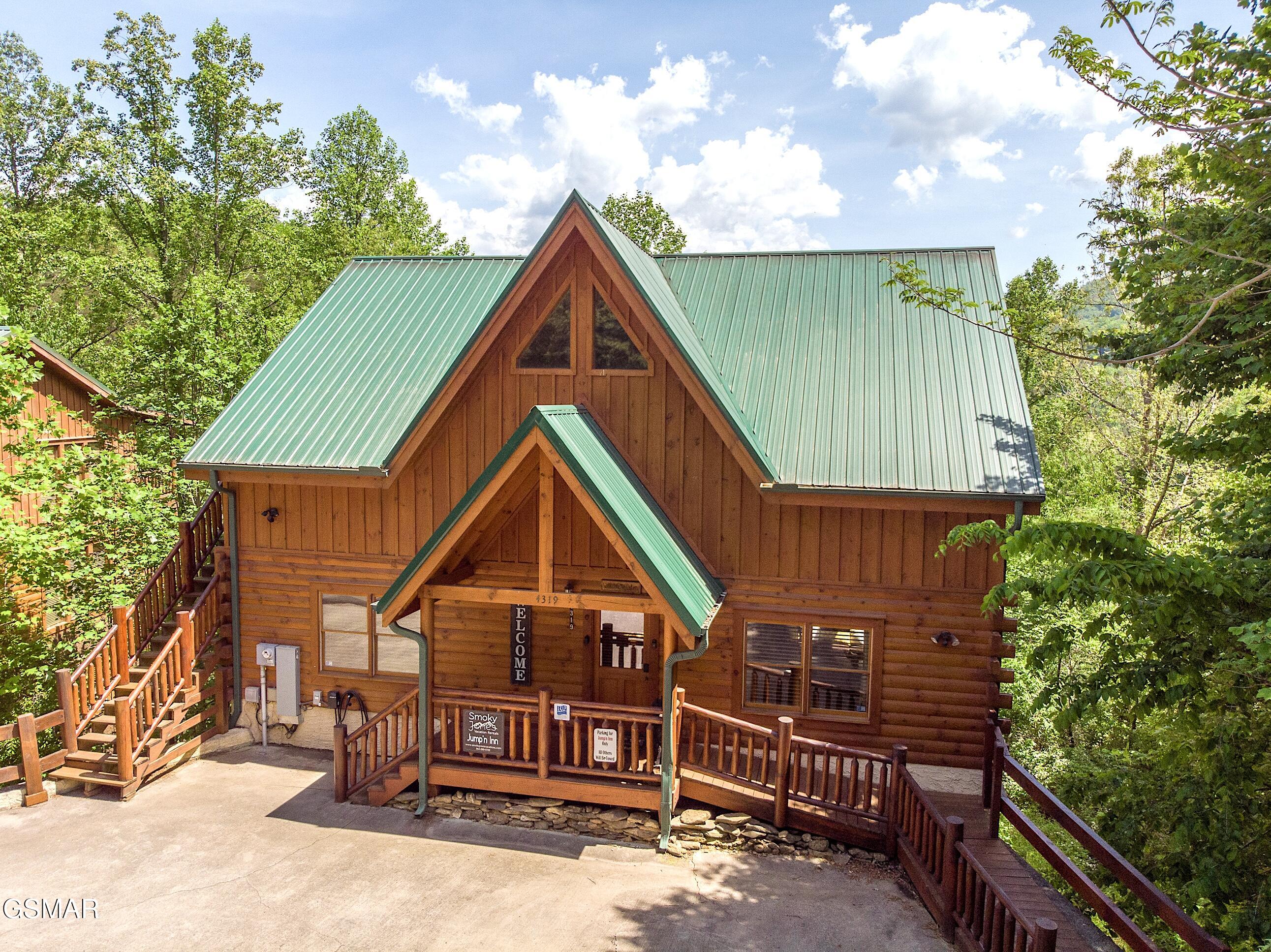 4319 Forest Ridge Way Pigeon Forge TN 37863