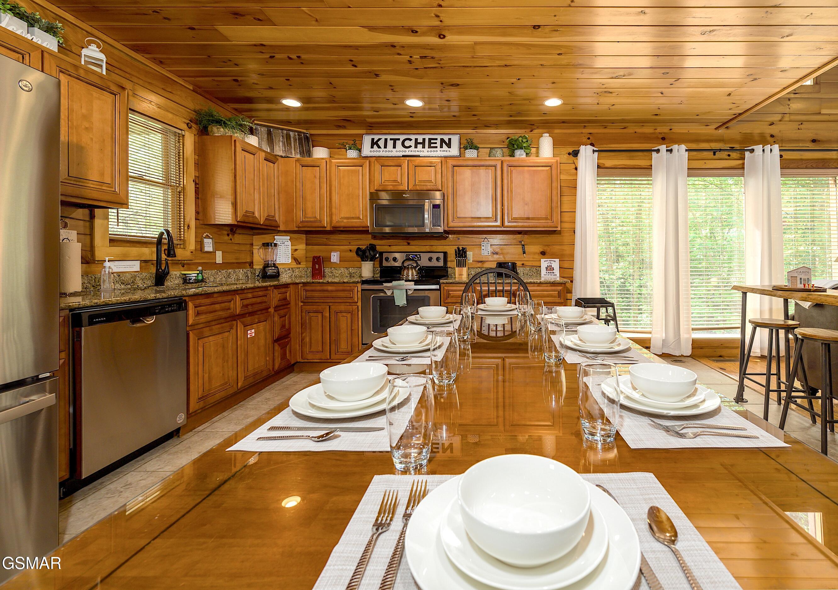 4319 Forest Ridge Way Pigeon Forge TN 37863