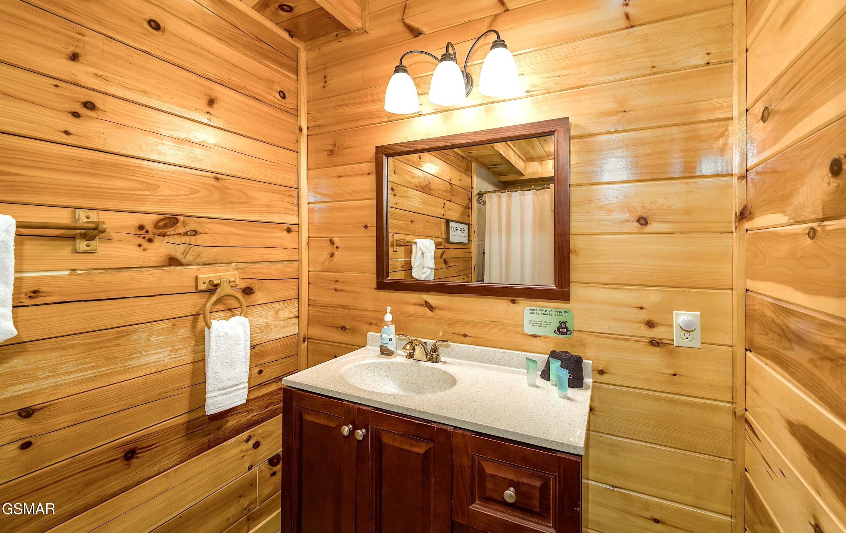 4319 Forest Ridge Way Pigeon Forge TN 37863