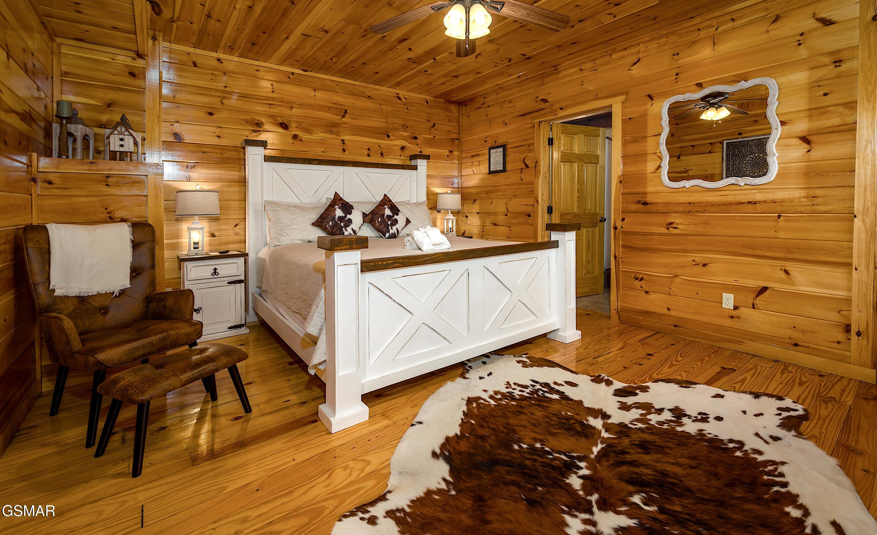 4319 Forest Ridge Way Pigeon Forge TN 37863