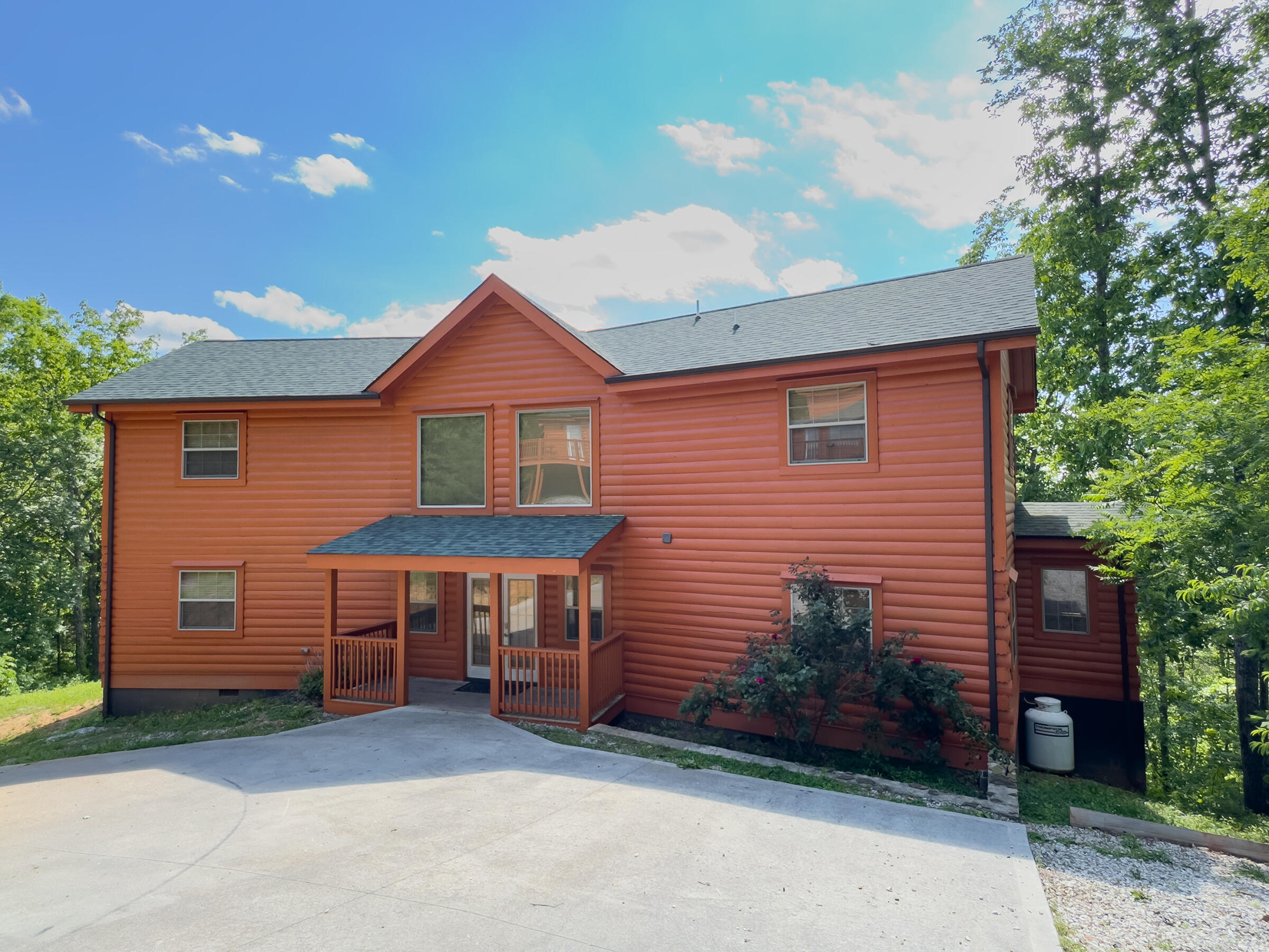 2205 Meredith Way Sevierville TN 37876