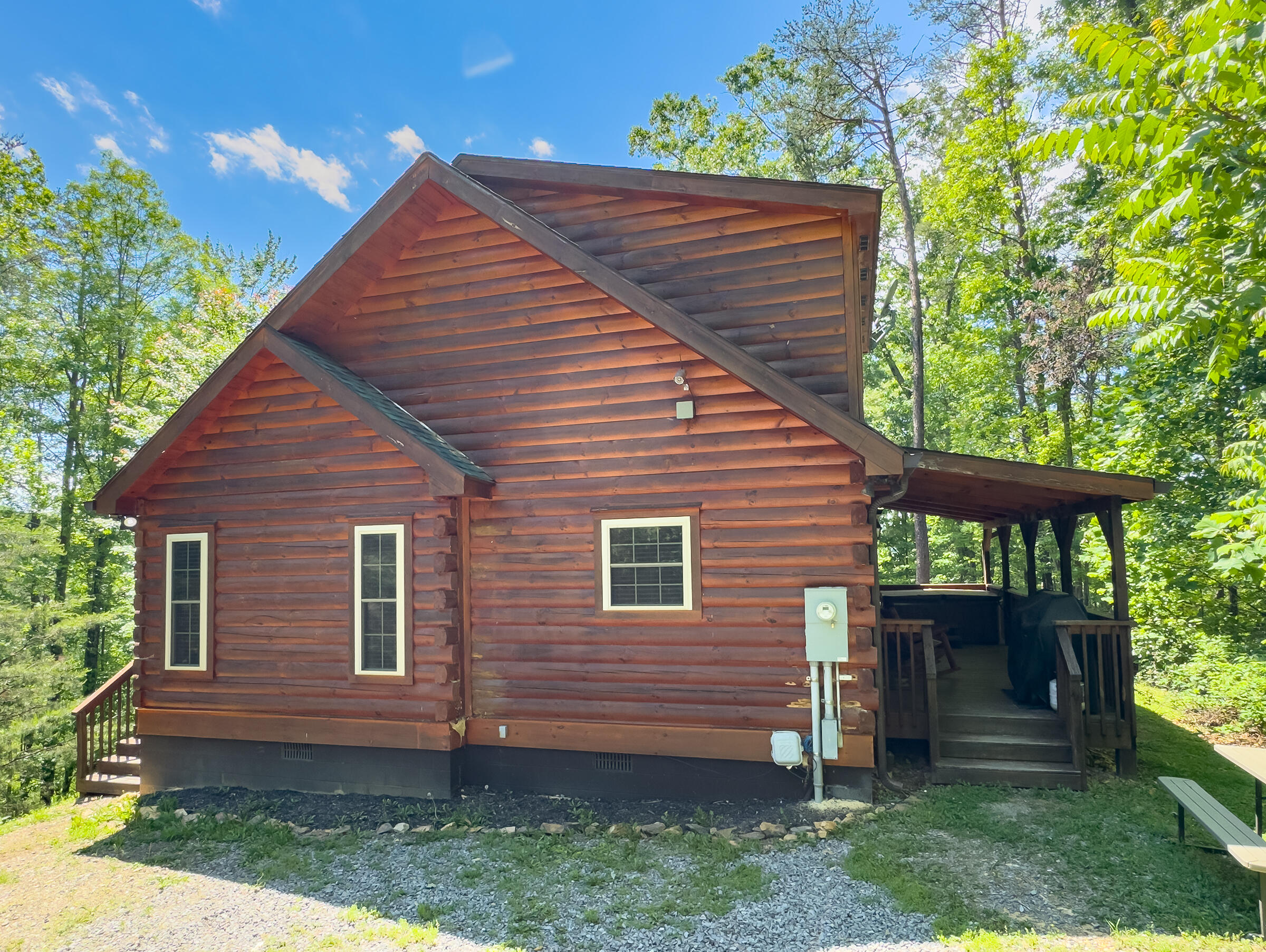 2205 Meredith Way Sevierville TN 37876