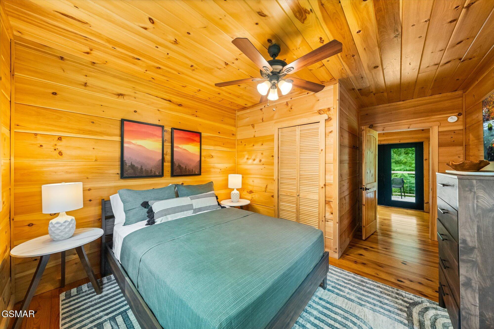 3616 Henry Town Road Sevierville TN 37876