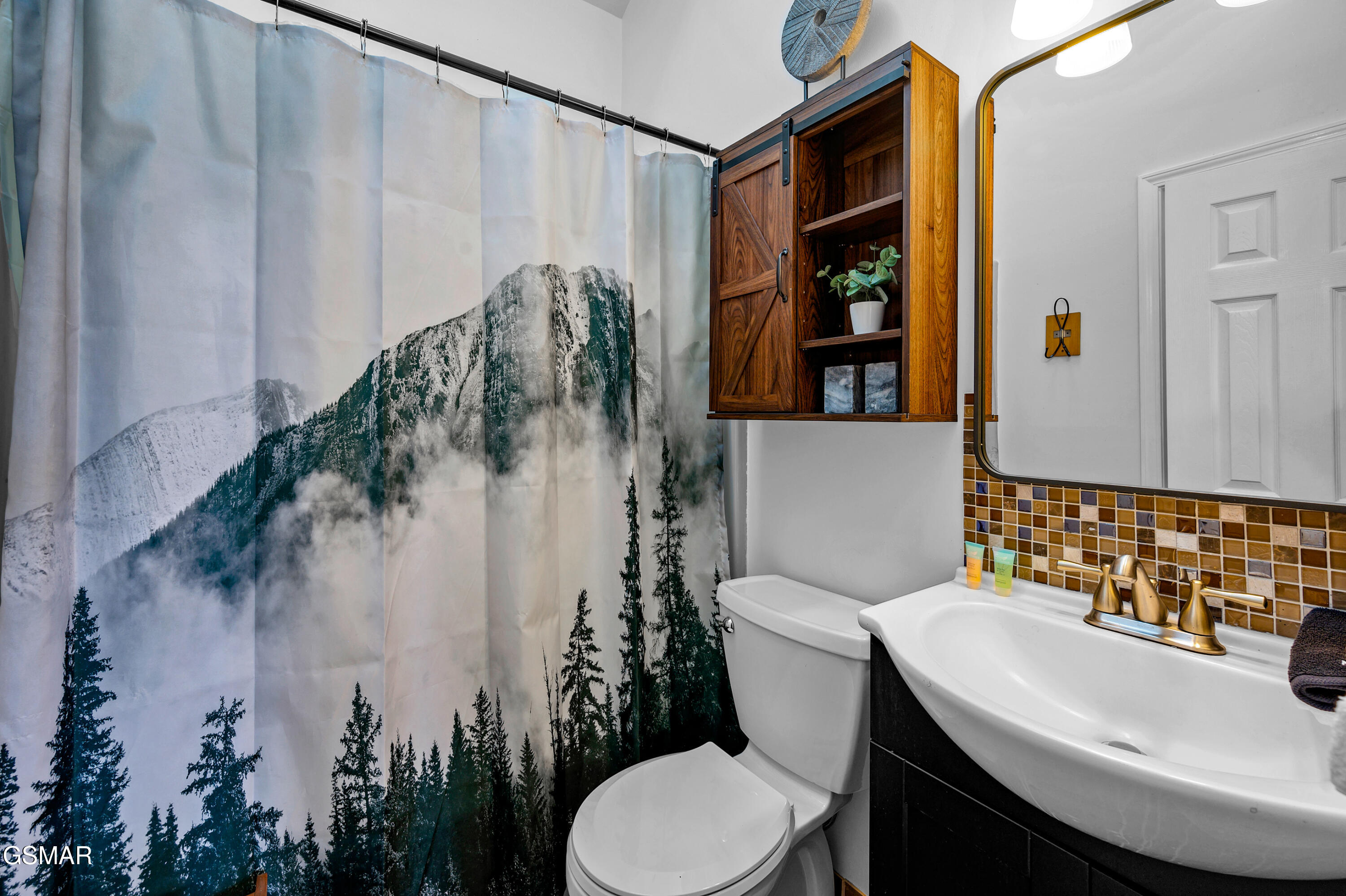 1048 E Foothills Drive Gatlinburg TN 37738