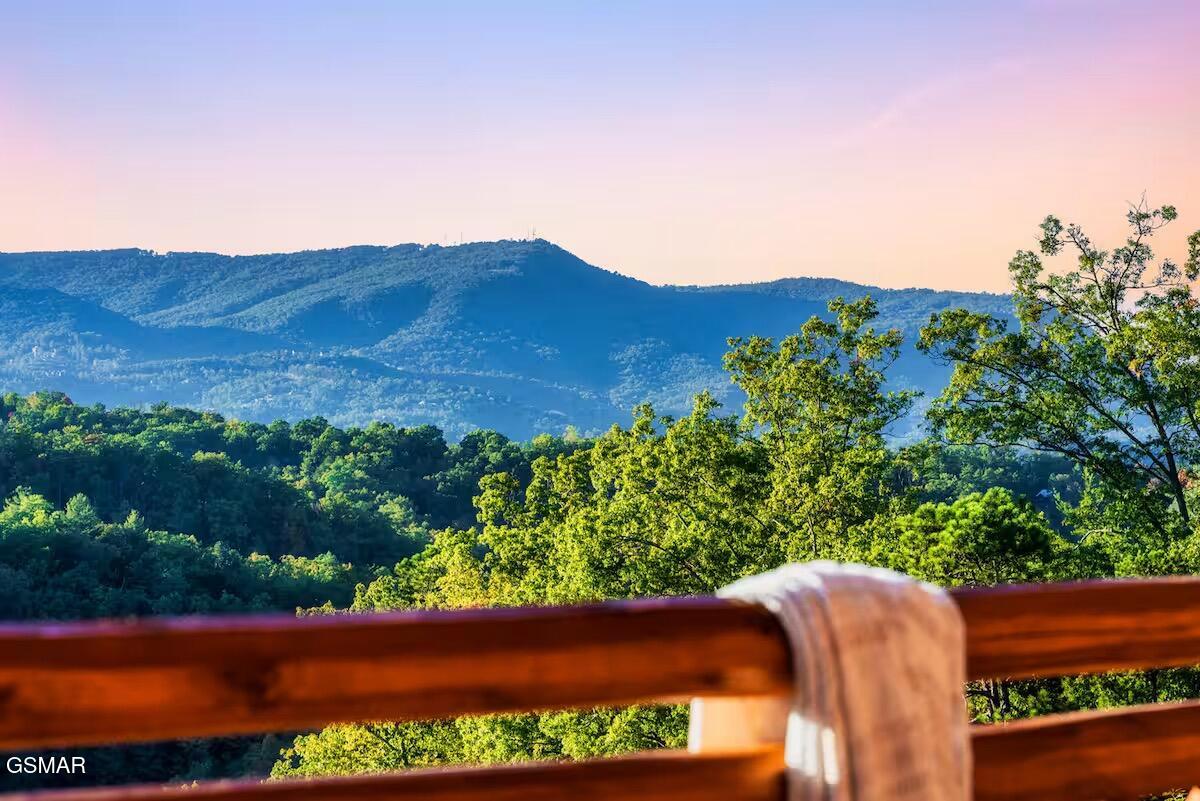 2313 Boulder Way Sevierville TN 37862