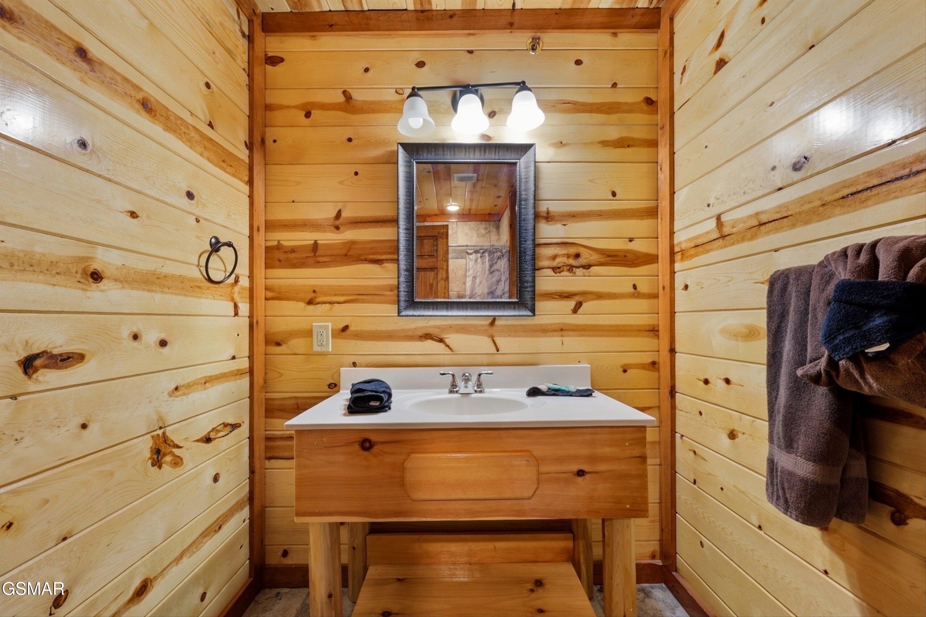 2313 Boulder Way Sevierville TN 37862