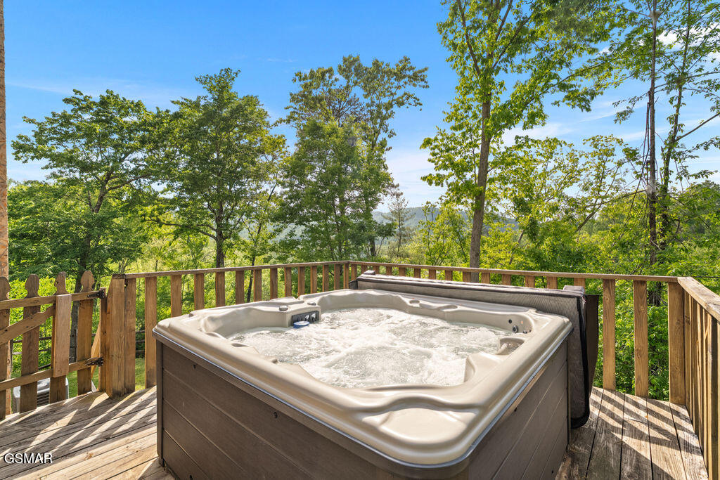 302 Beech Branch Road Gatlinburg TN 37738