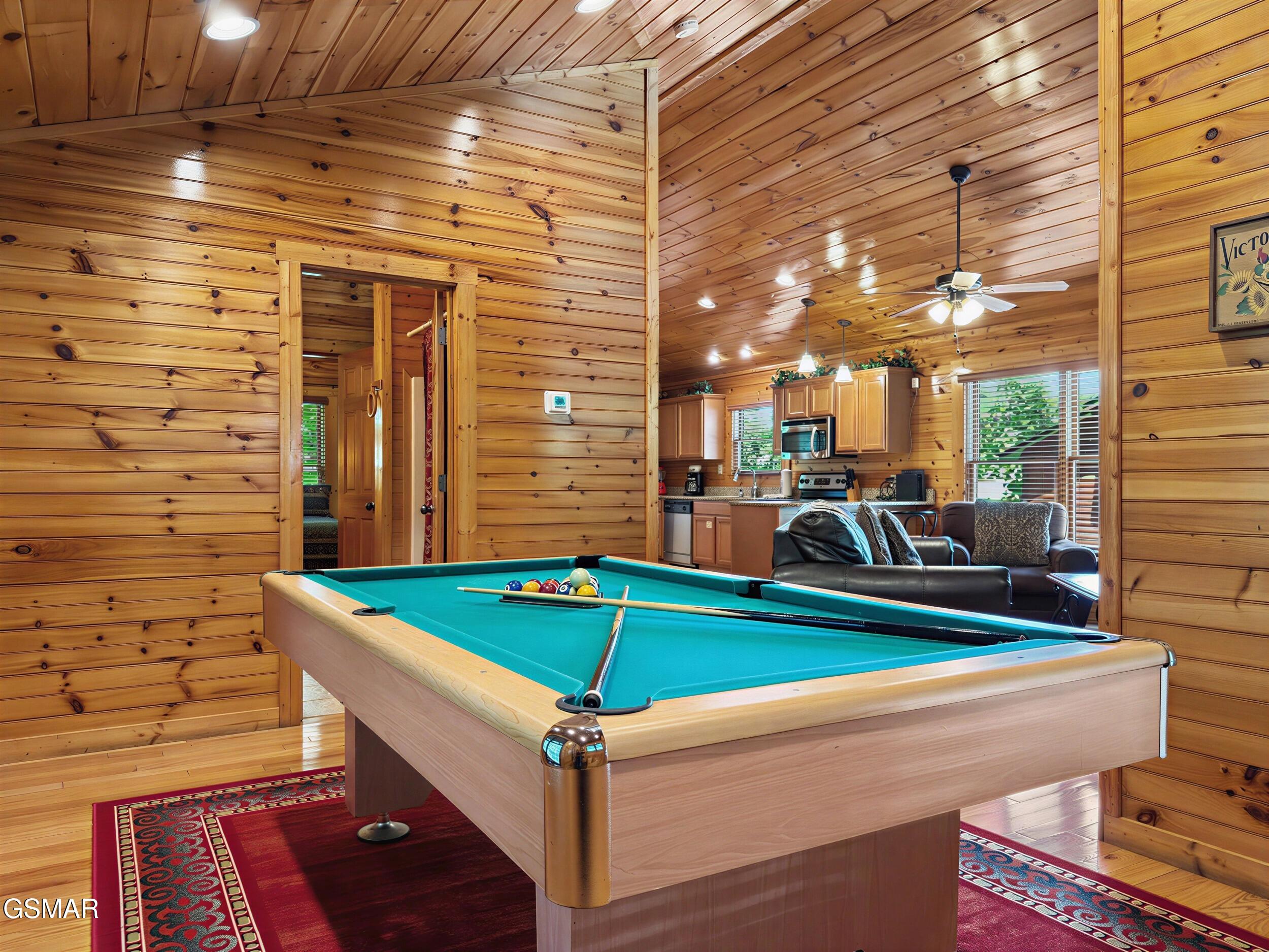 816 Spirit Loop Way Gatlinburg TN 37738