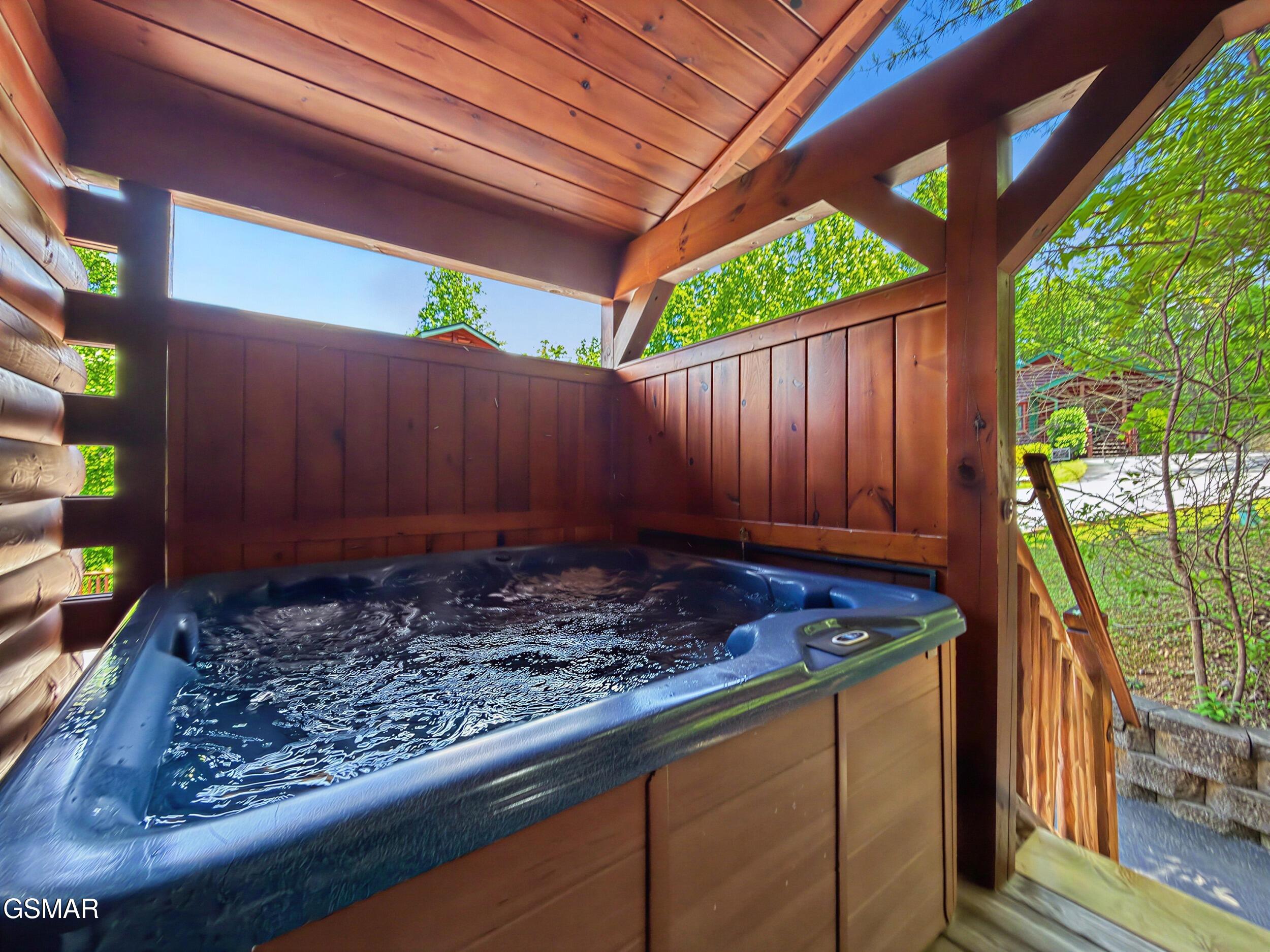 816 Spirit Loop Way Gatlinburg TN 37738