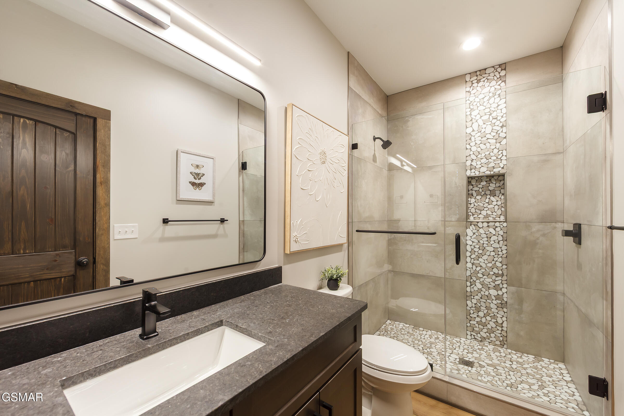 2317 Grey Fox Run Sevierville TN 37862