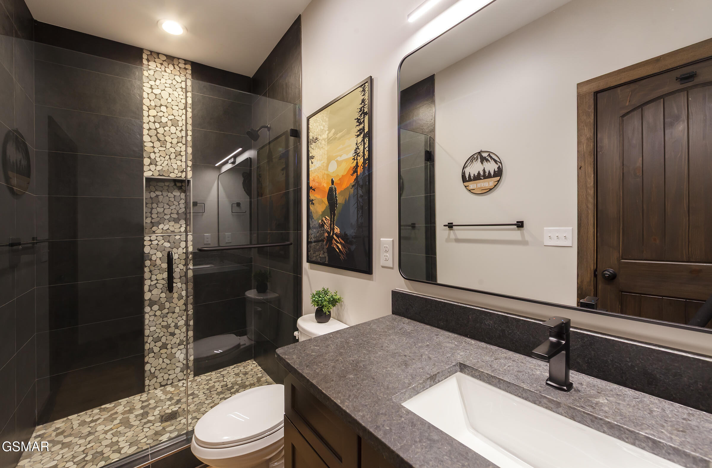 2317 Grey Fox Run Sevierville TN 37862