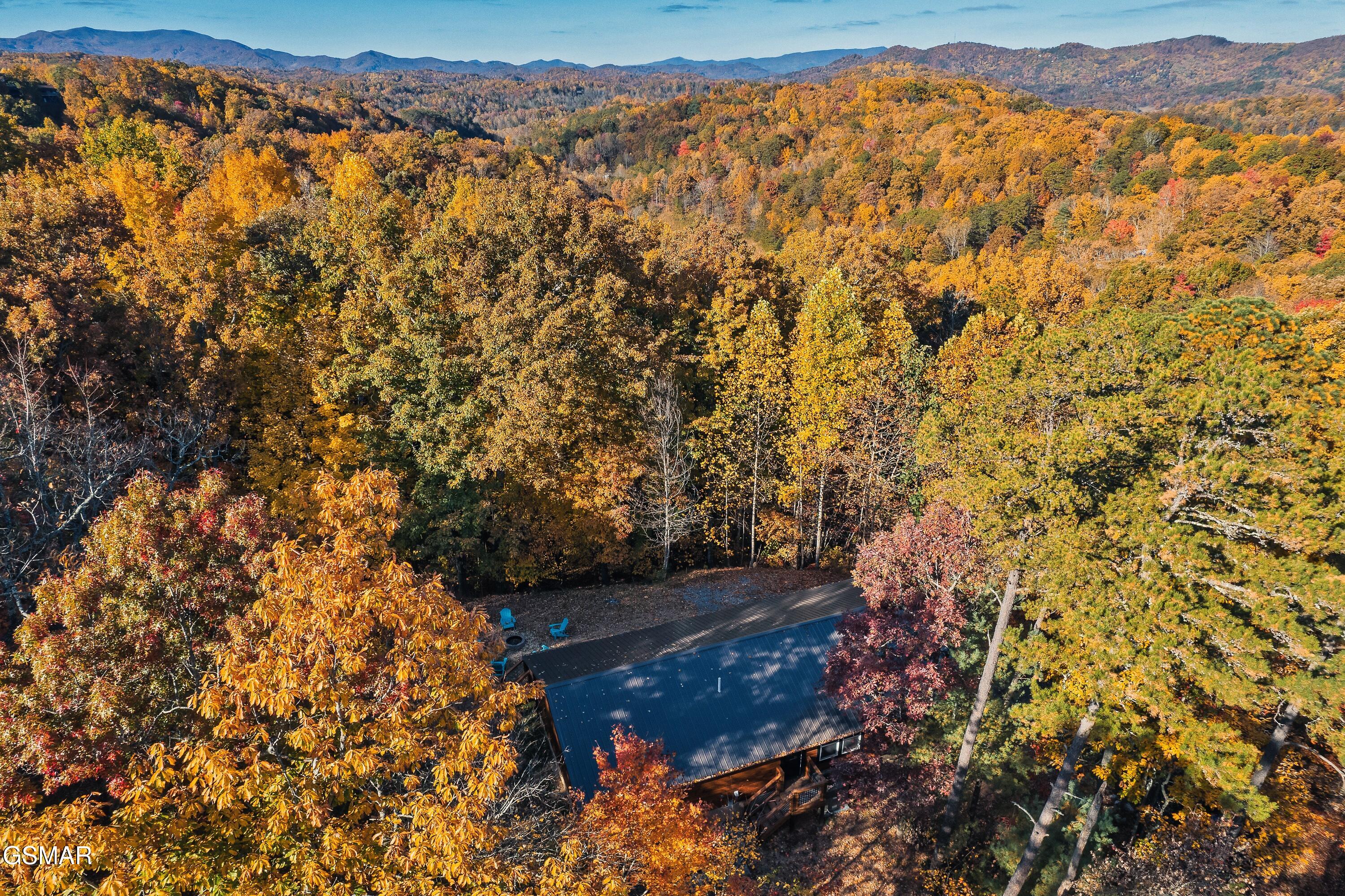 3613 Old Mountain Road Sevierville TN 37876
