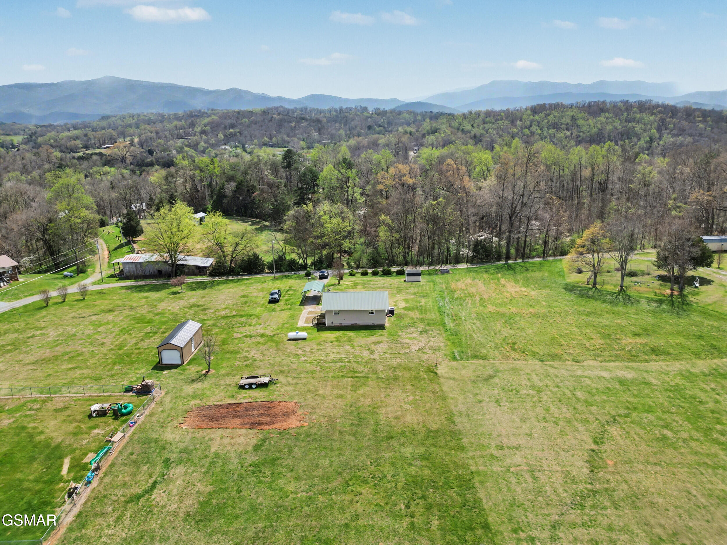 1926 Sail Way Newport TN 37821