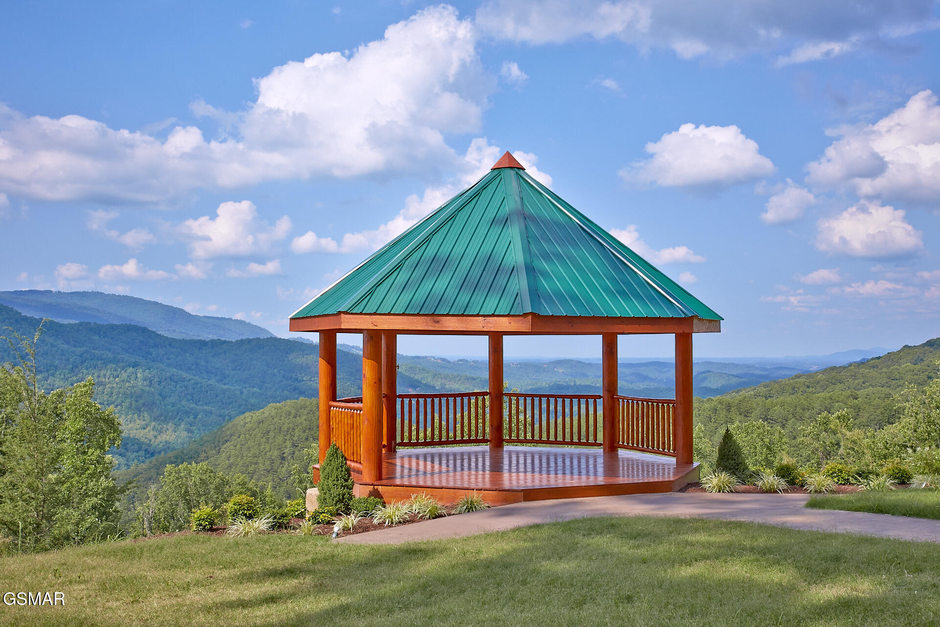 3030 Brothers Way Sevierville TN 37876