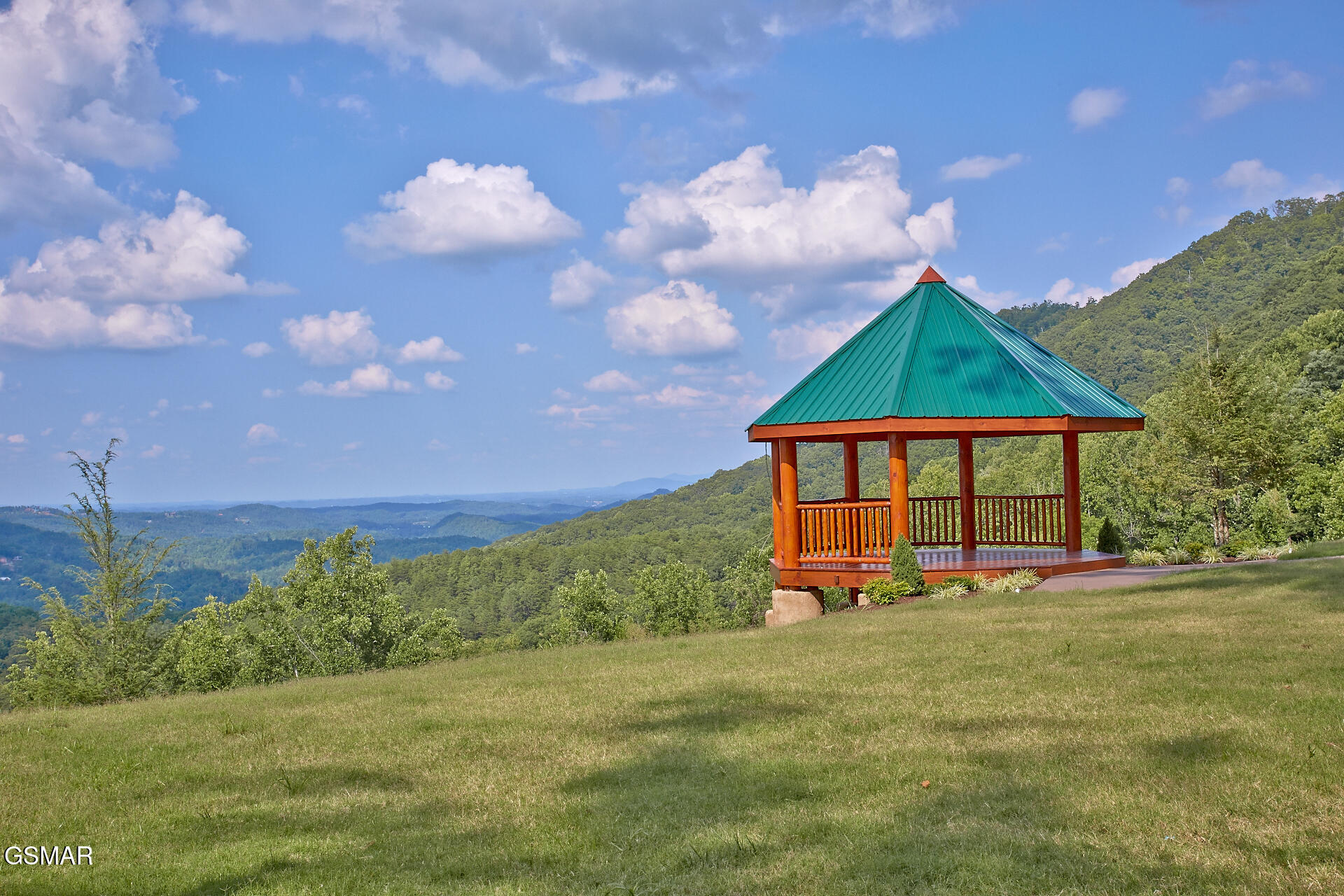 3030 Brothers Way Sevierville TN 37876