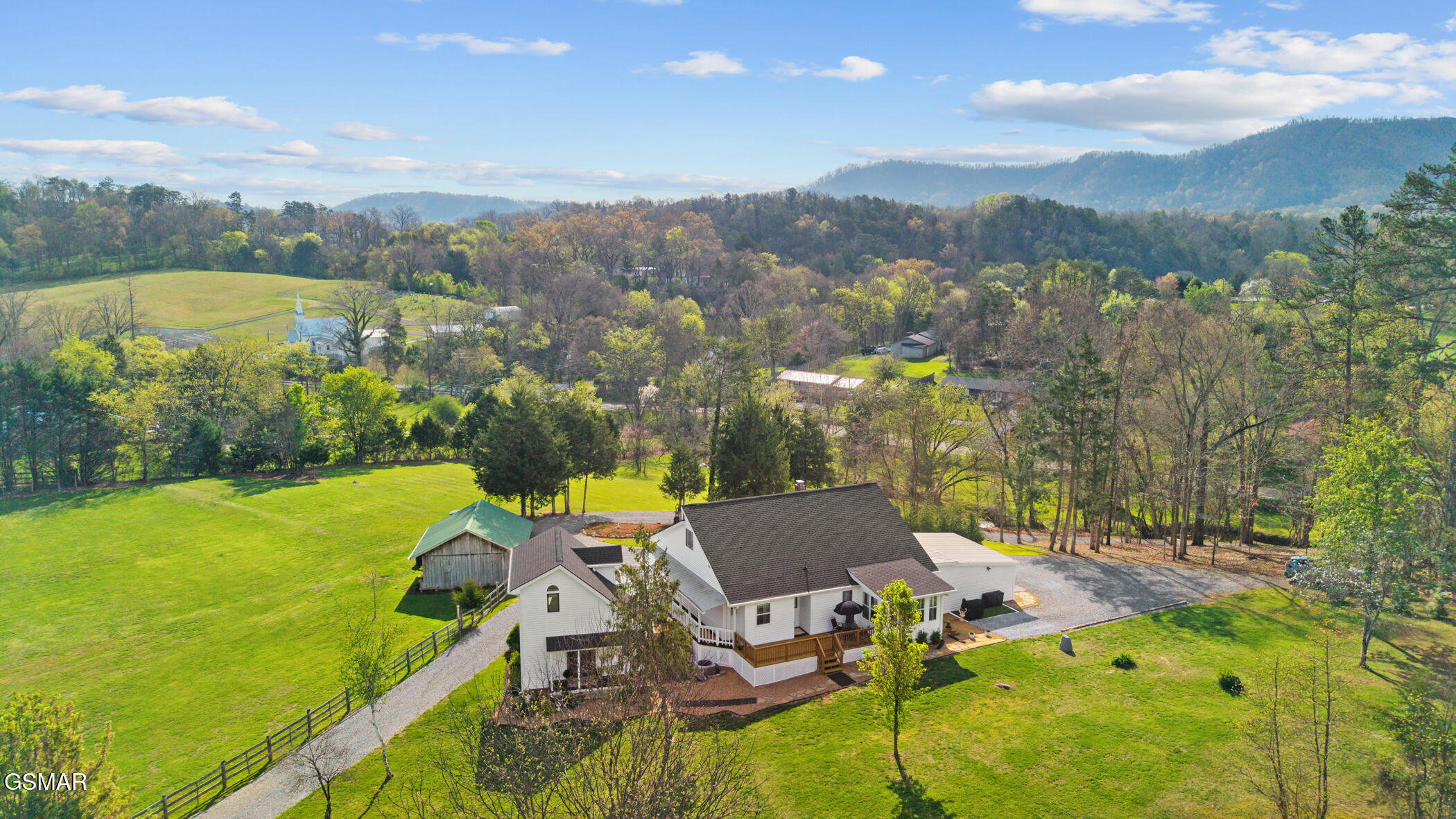 1945 Valley Woods Drive Sevierville TN 37862