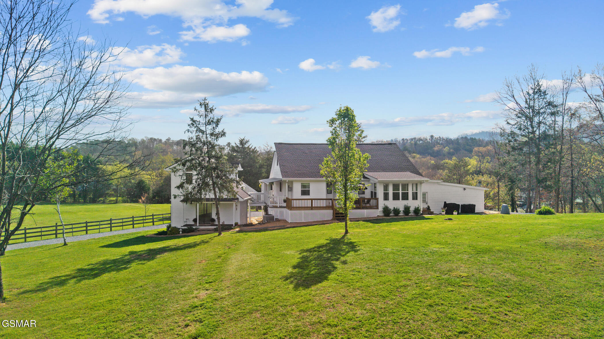 1945 Valley Woods Drive Sevierville TN 37862