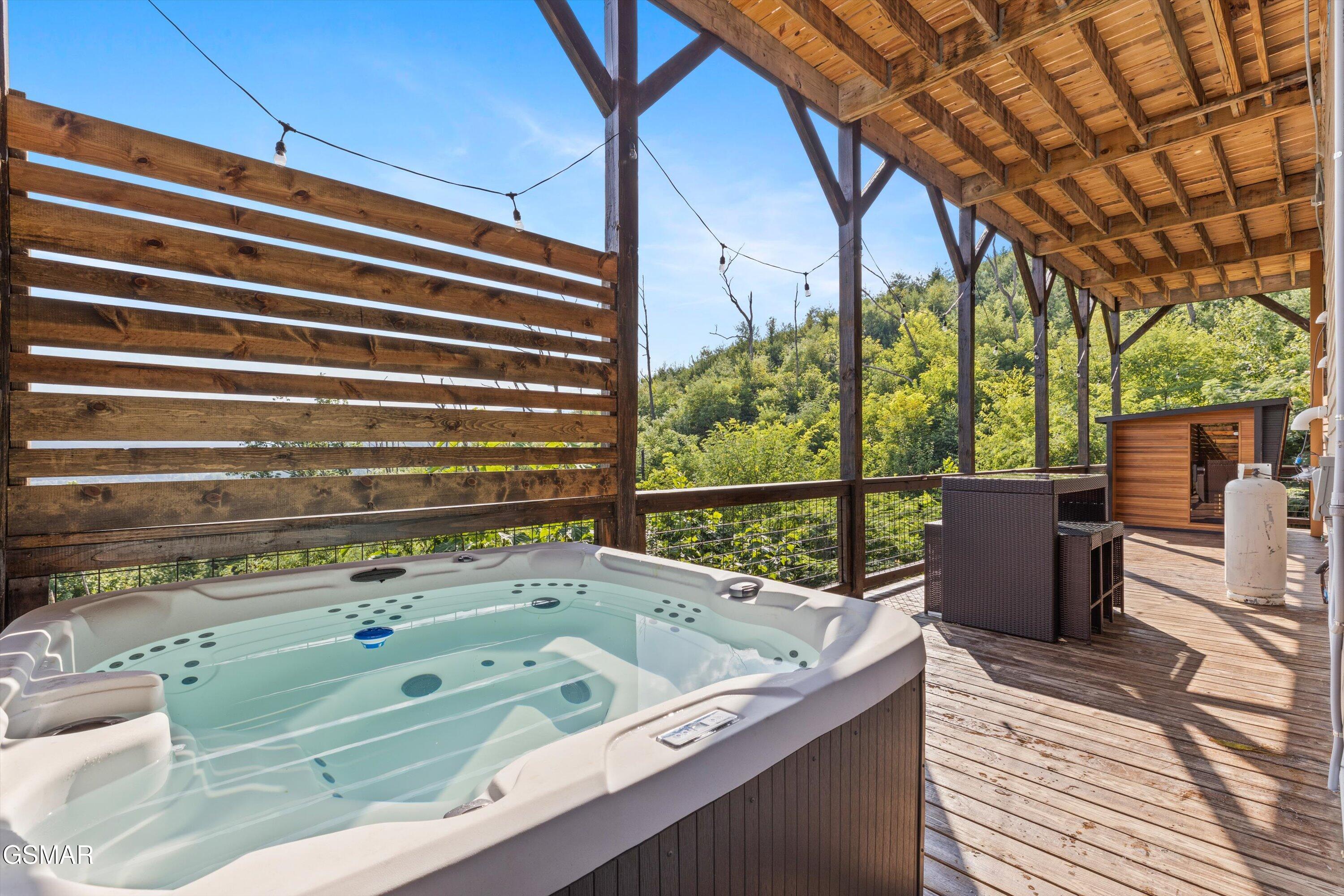 647 Kristis Place Gatlinburg TN 37738