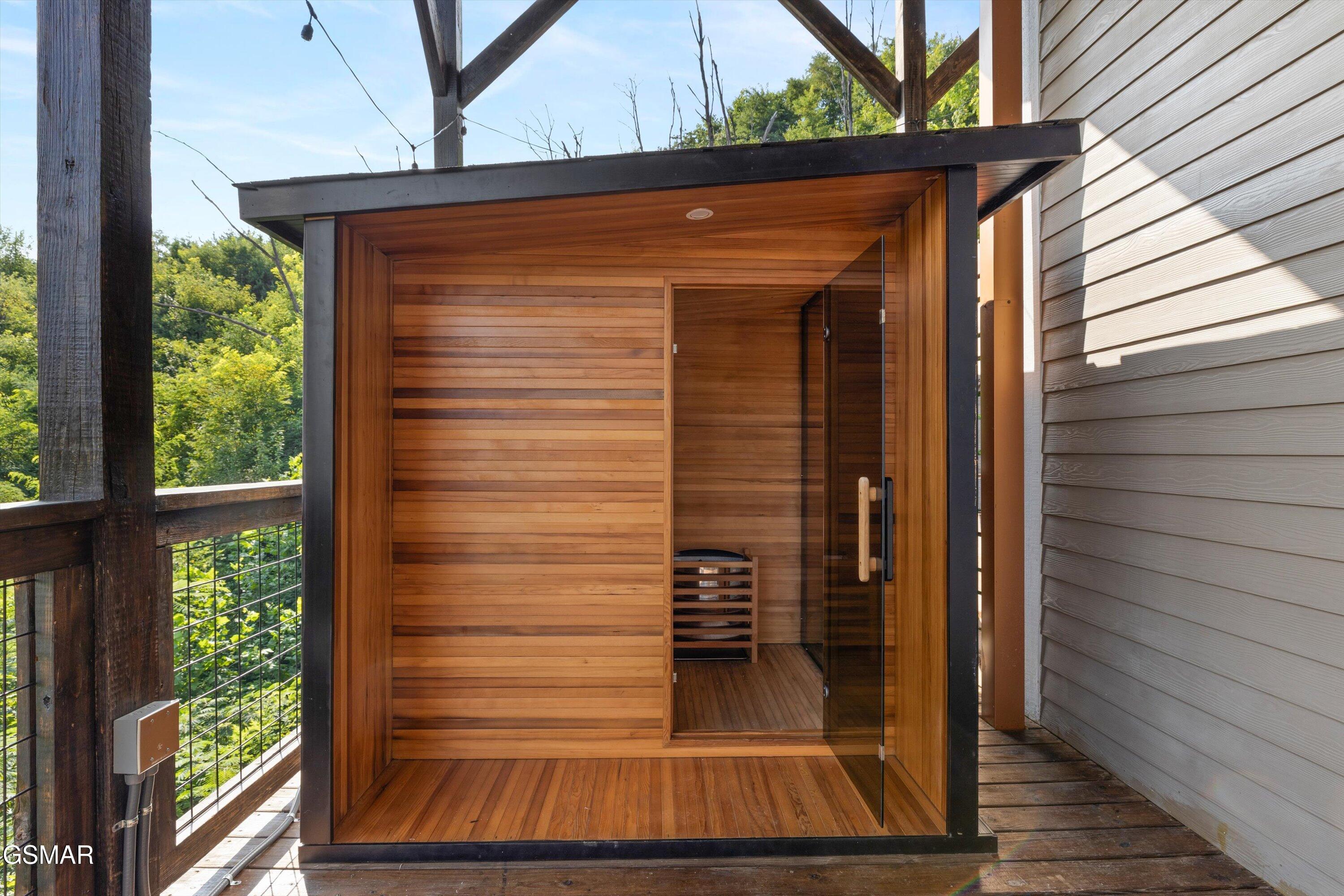 647 Kristis Place Gatlinburg TN 37738