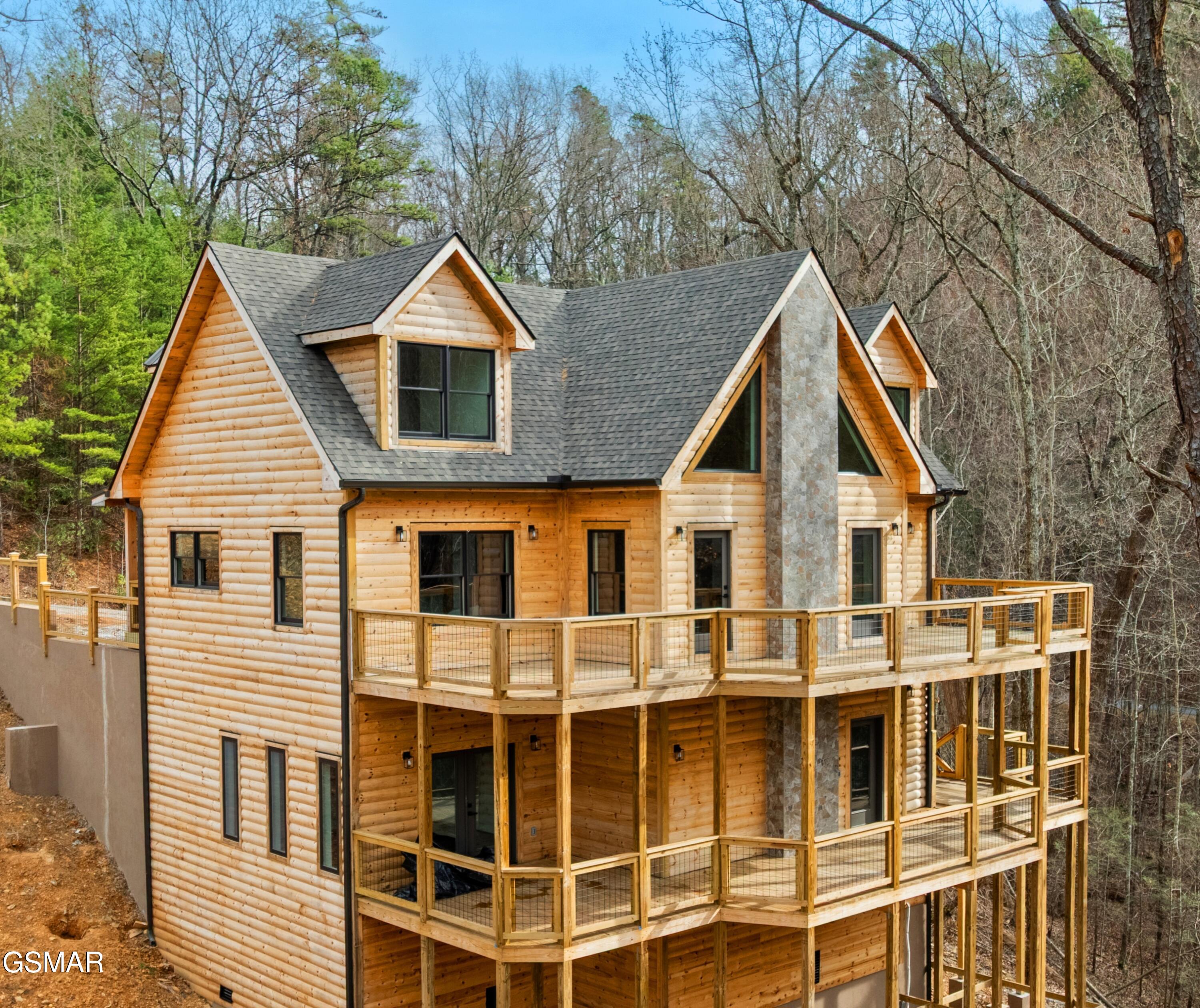 4406 Long Rifle Road Sevierville TN 37862