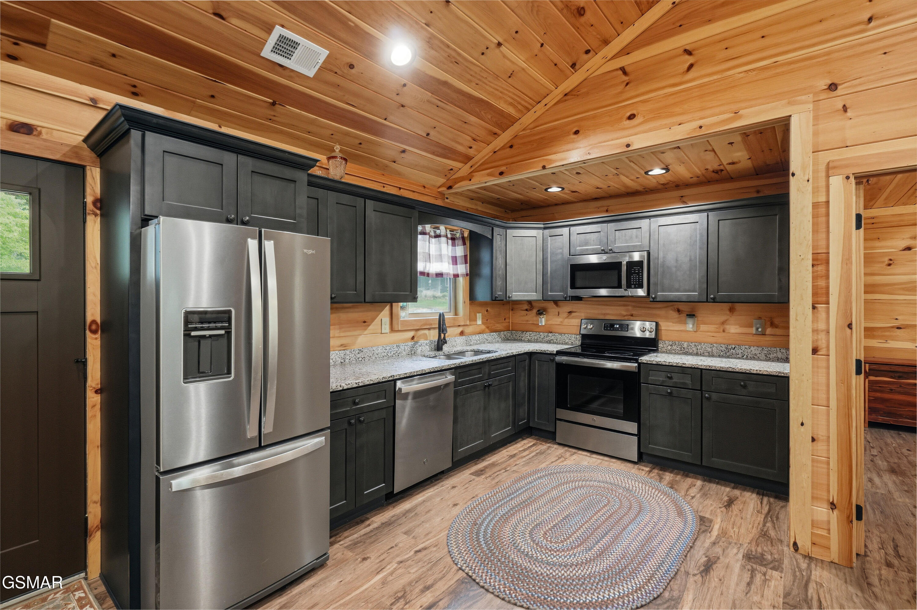 4923 Cote Way Cosby TN 37722