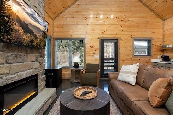 310 Lewis Clabo Road Gatlinburg TN 37738