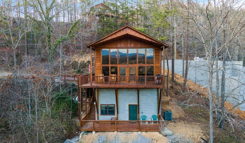 1726 Bassett Way Sevierville TN 37876