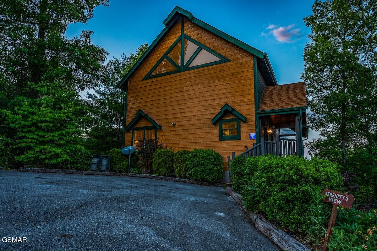 2839 Cedar Falls Way Sevierville TN 37862