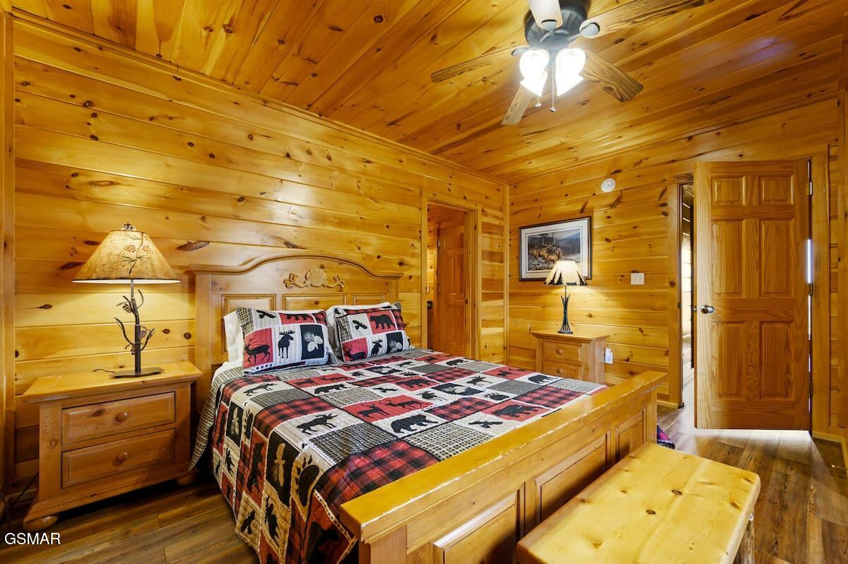 2839 Cedar Falls Way Sevierville TN 37862