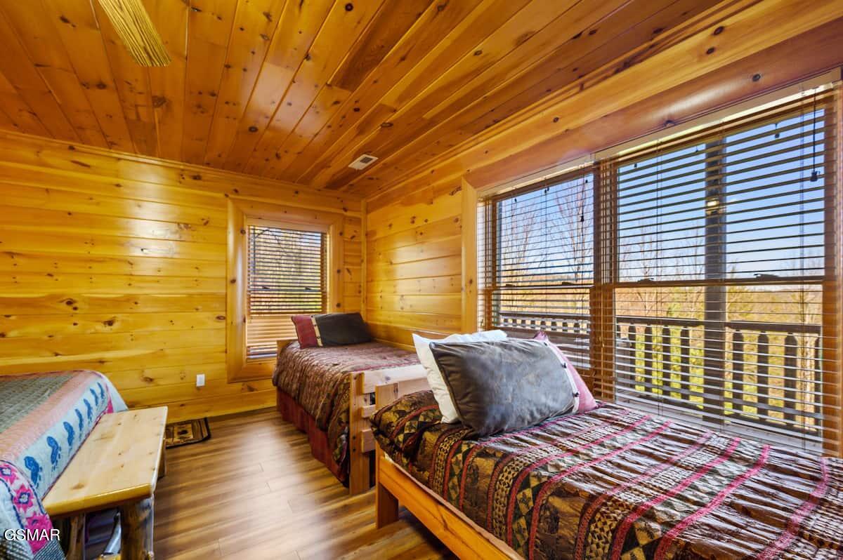 2839 Cedar Falls Way Sevierville TN 37862