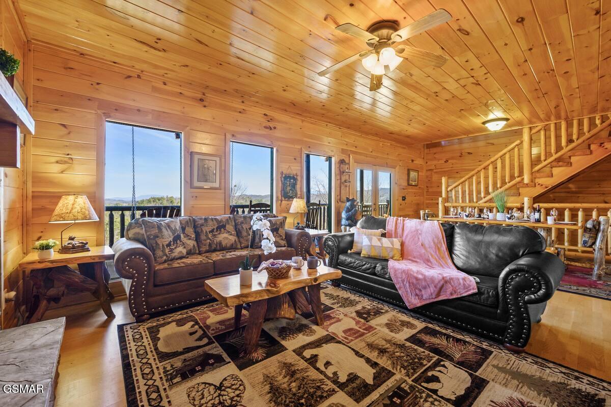 2839 Cedar Falls Way Sevierville TN 37862